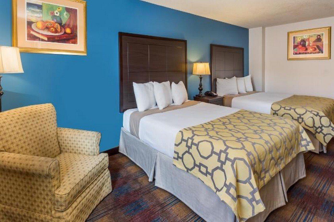 Super 8 By Wyndham Kokomo