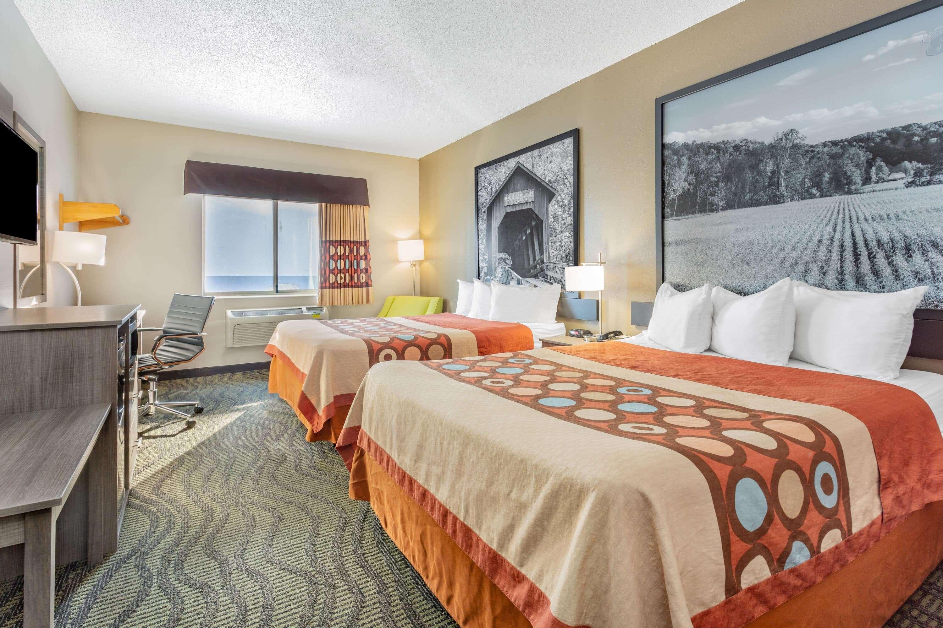 Hotel Super 8 By Wyndham Kokomo