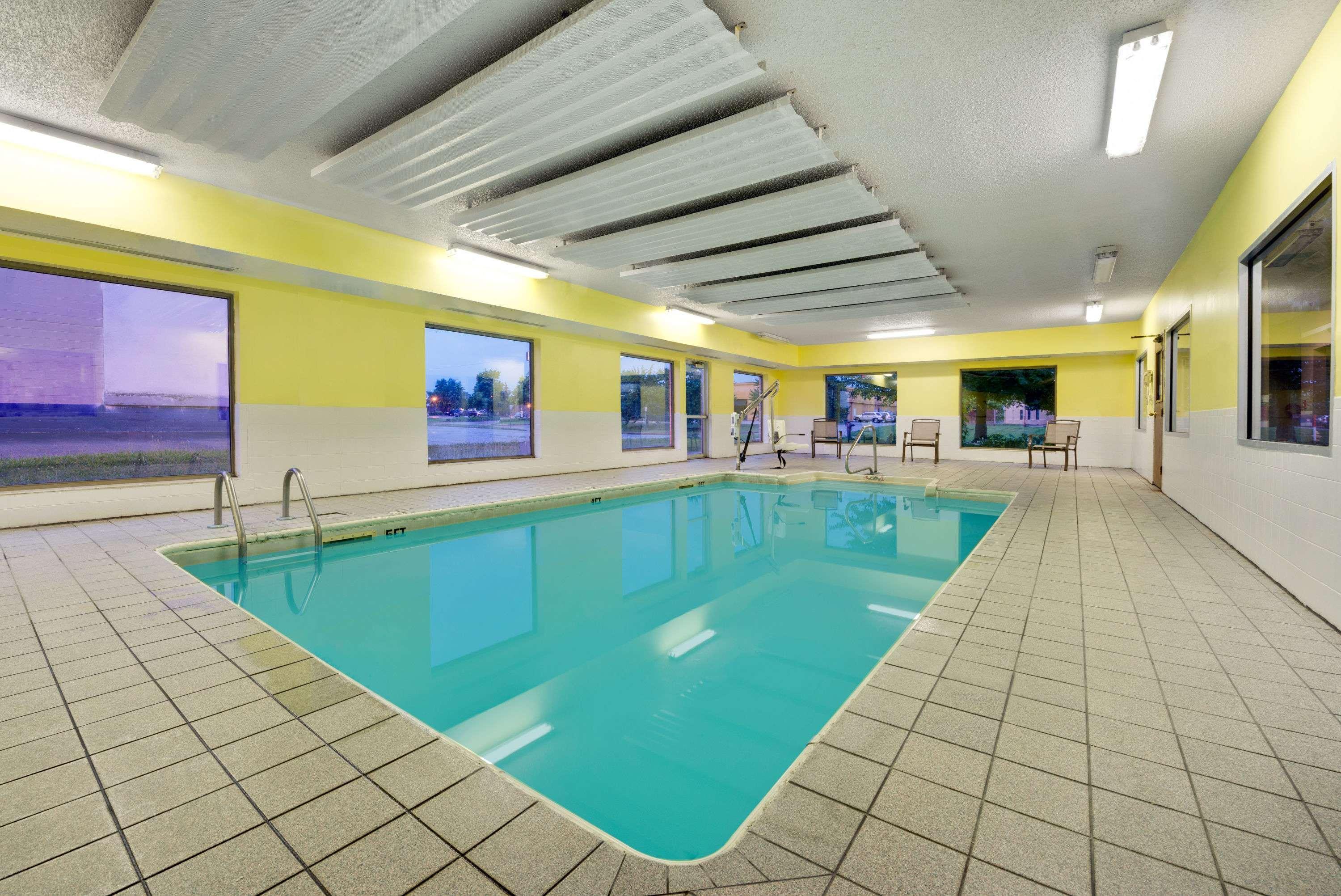 Super 8 By Wyndham