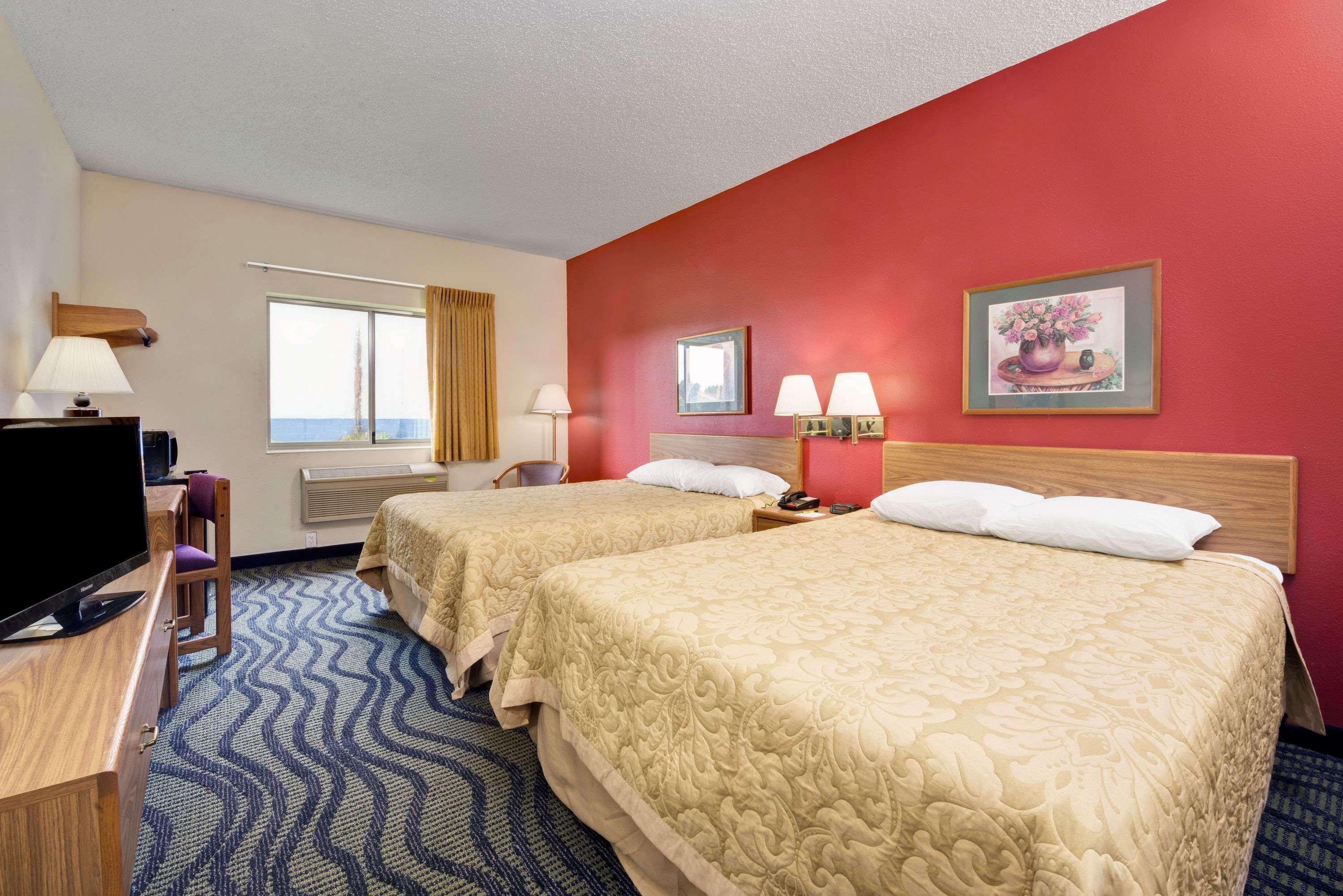 Super 8 By Wyndham